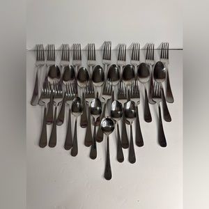 mikasa cutlery set